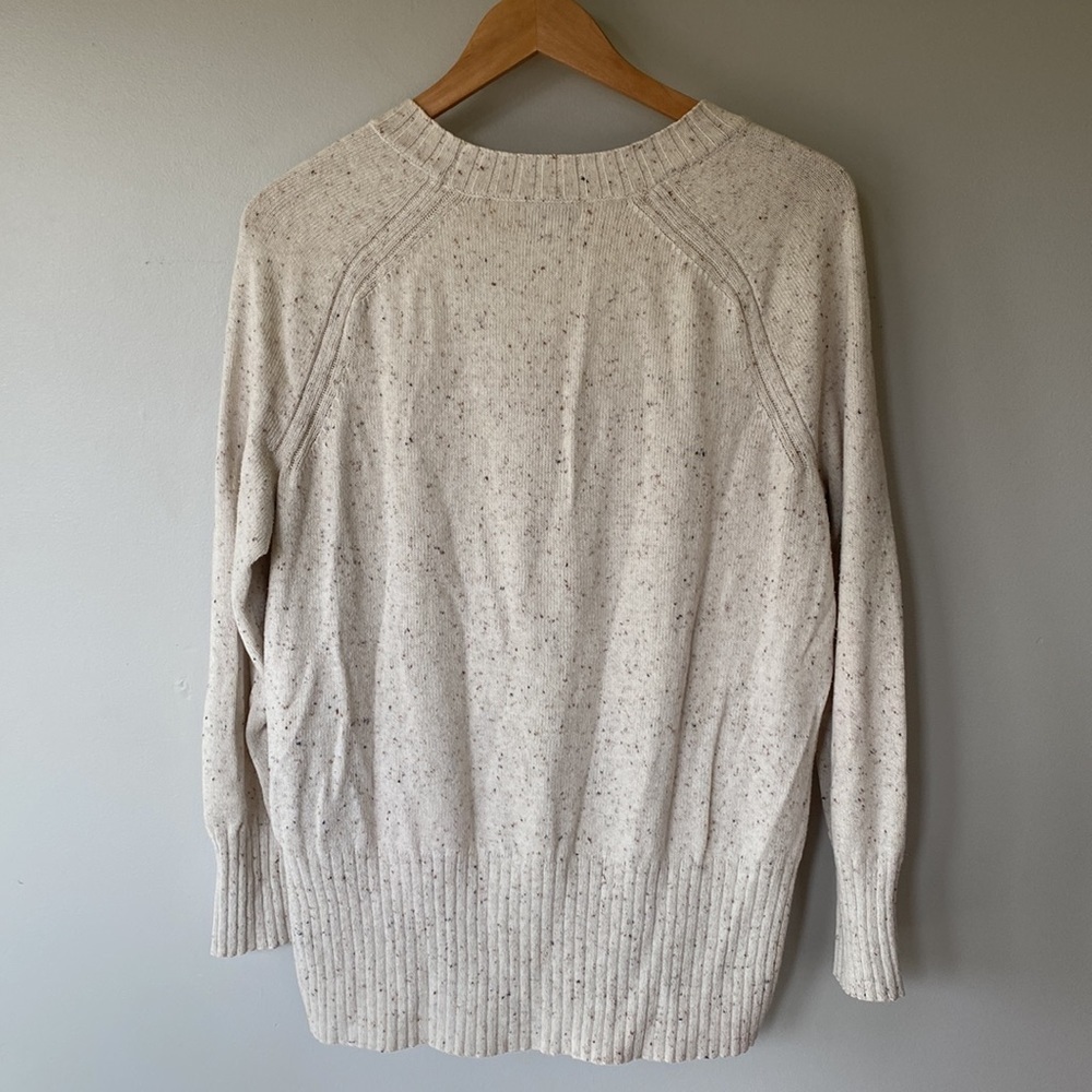 Old Navy oatmeal knit crew neck sweater